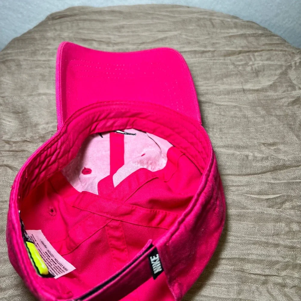 Nike Infant Heritage86 Adjustable Hot Pink Baseball Cap Baby Active Sporty